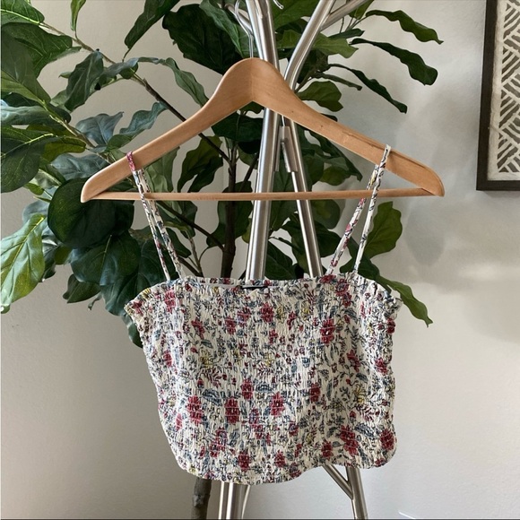 City Triangles | Women's Floral Boho Crop Top + Tiered Skirt - Picture 2 of 9